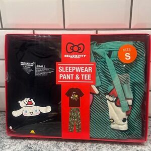 Hello Kitty and Friends Sleepwear Pants Tee Set‎ Cinnamoroll Holiday Print Small